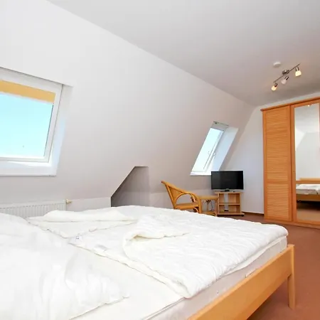 Apartment hafennahe Ferienwohnung mit Balkon und Meerblick - Hafenhäuser Wiek Wohnung 05