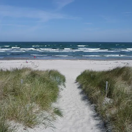 hafennahe Ferienwohnung mit Balkon und Meerblick - Hafenhäuser Wiek Wohnung 05 Apartment *